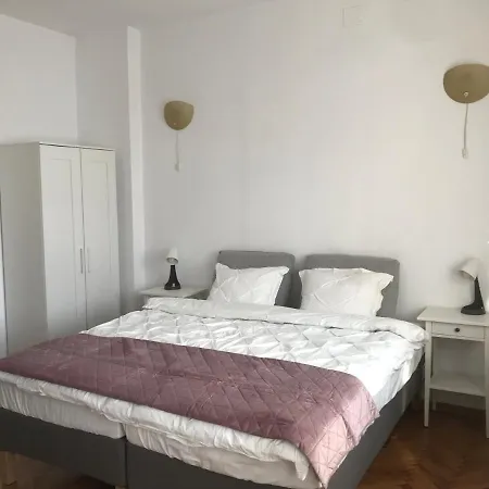 Sonnenschein Apartment Campulung